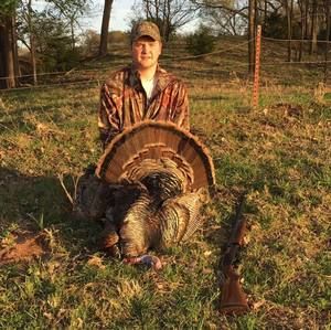 Meet your Posher, Levi